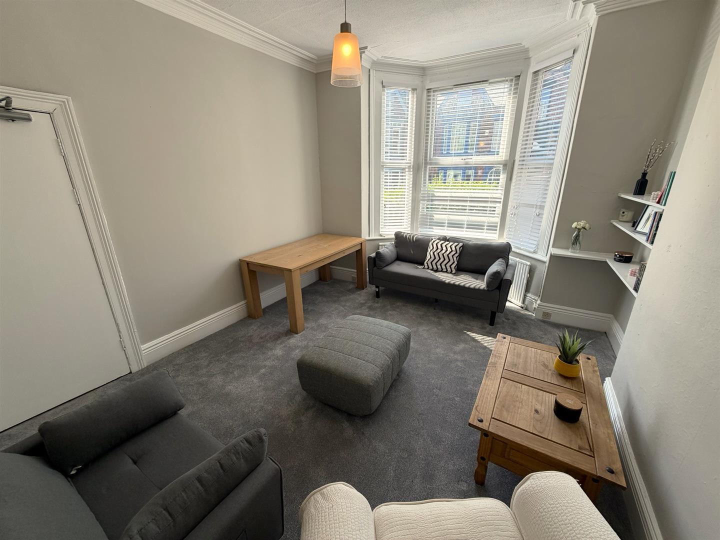 30 Rossington Road,Ecclesall,Sheffield S11 8SA,5 Bedrooms Bedrooms,2 BathroomsBathrooms,Terraced,1090